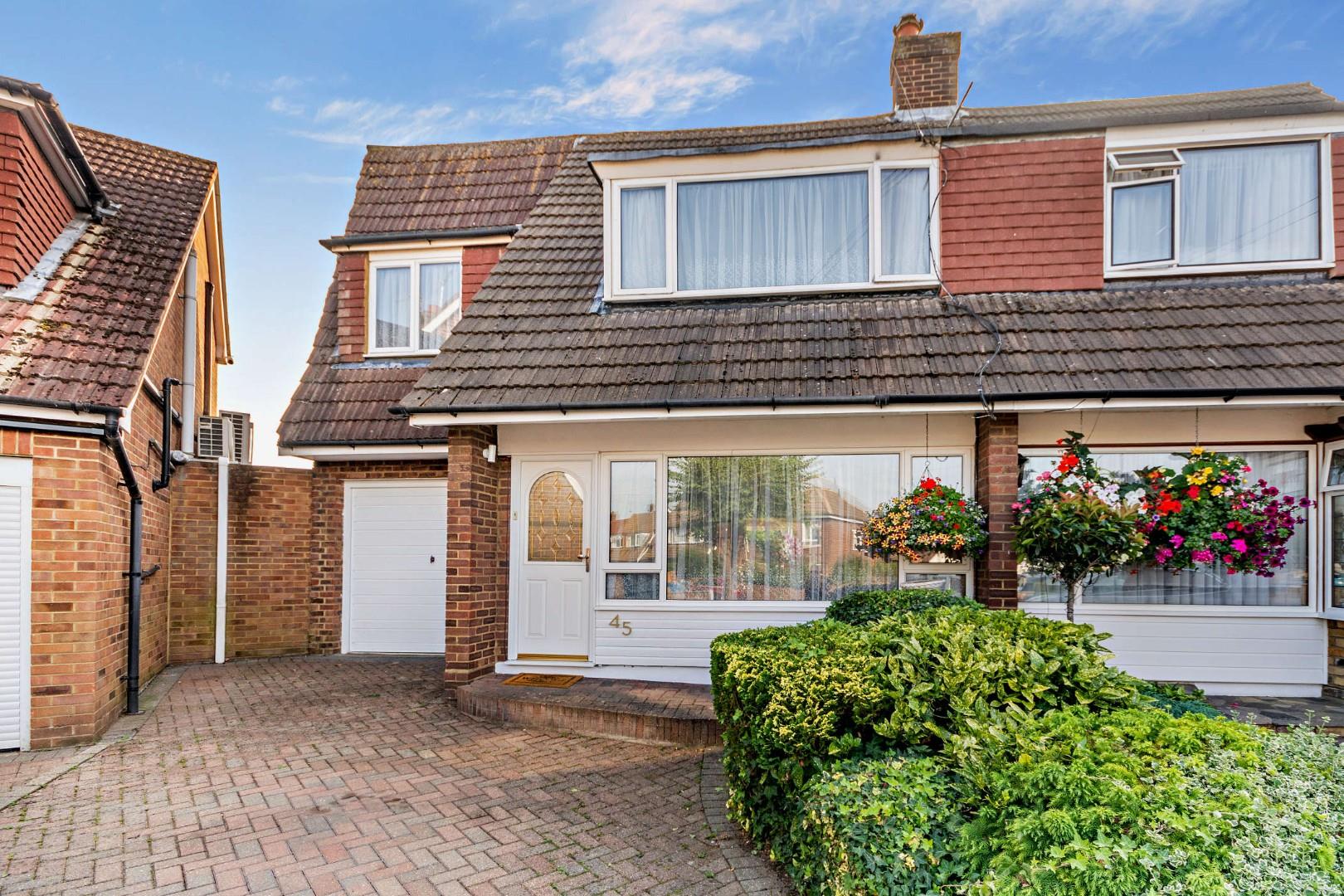 Nursery Gardens, Staines-Upon-Thames